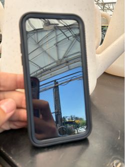 iPhone SE 3