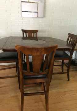 dining table with 4 chair