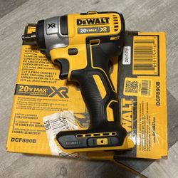 DeWalt Compact Impacto Wrench  3/8 New  !! Tool Only 