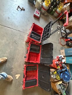 Milwaukee pack out set up