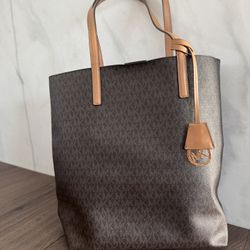 Large Michael Kors Tote