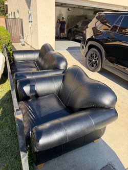 Black Leather Sofa Set – 2 Pieces