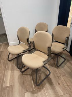Set of 4 Chairs
