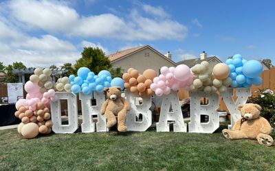 Marquee letters