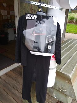 Kylo Ren Child Costume small 4-6 For 3-4 years