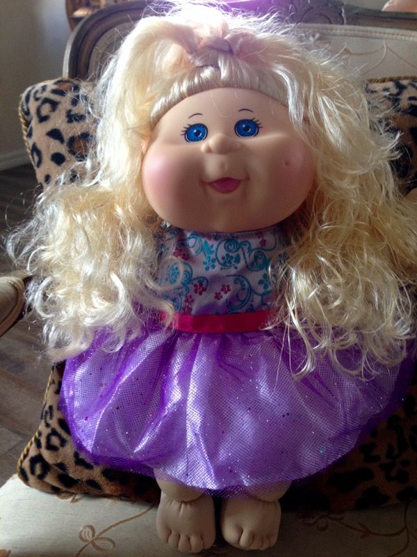 VINTAGE CABBAGE PATCH KID DOLL