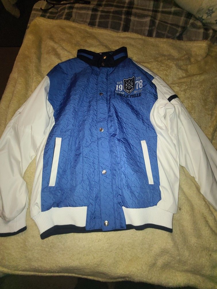 PELLE PELLE BRAND NEW!!