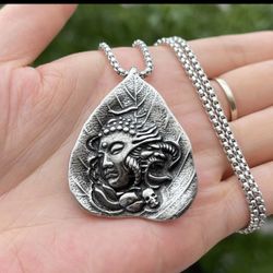 Vintage Mens women’s Tibetan Amulet Buddha Buddhist Pendant Necklace Stainless Steel with 25“ chain
