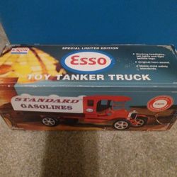 Vintage 1994 Esso Exxon Toy Tanker Truck 2nd In Collectors Series 