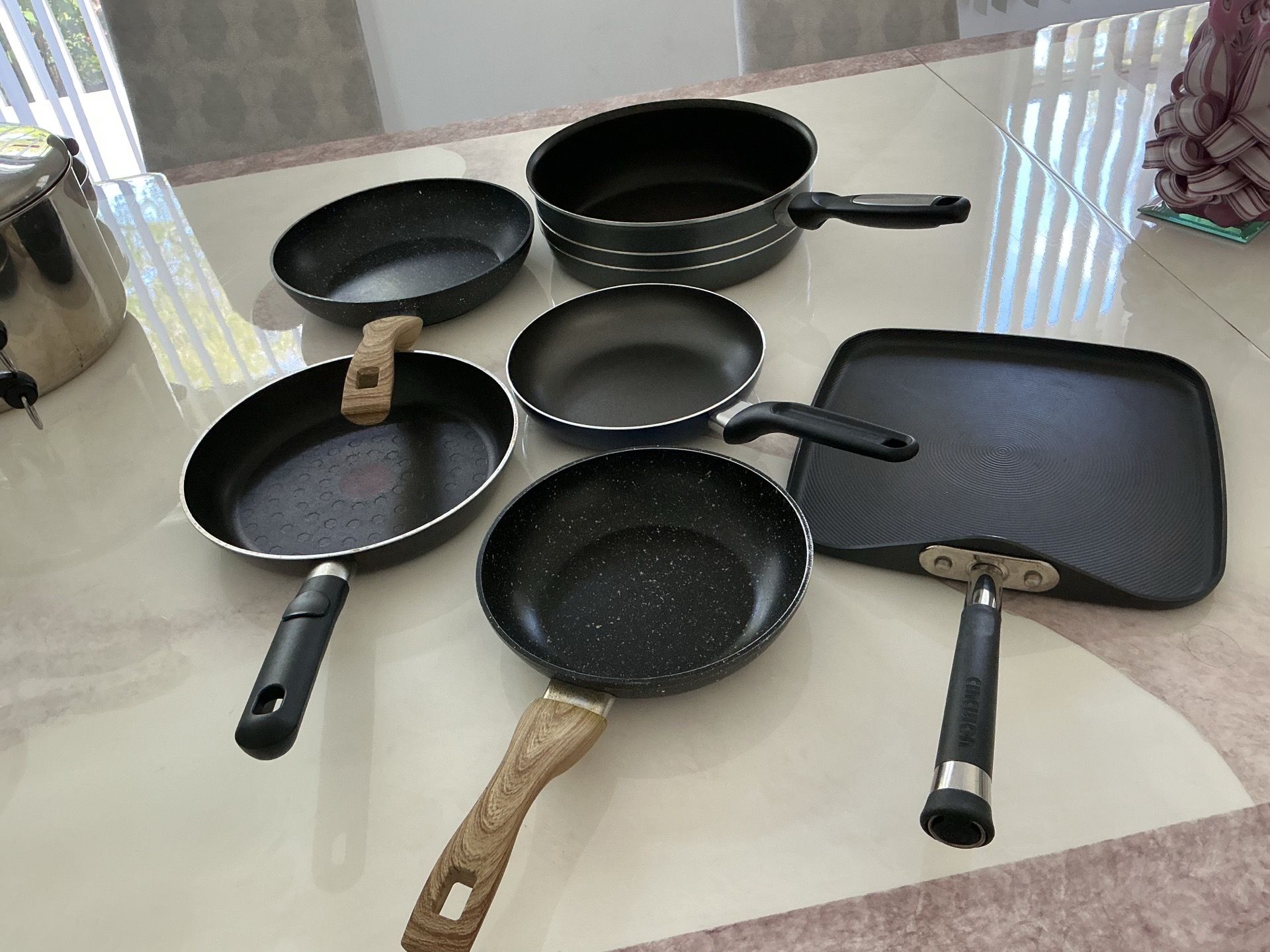 6 piece non-stick frying pans & griddle