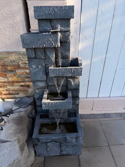 Patio garden water fountain