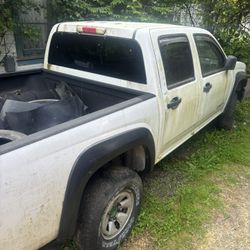 Parts Project! Colorado Crew 4x4 5spd & 2.9L 4cyl Vortec Engine