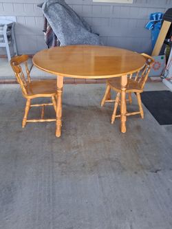 Round Wood Dining Table with 2 Chairs