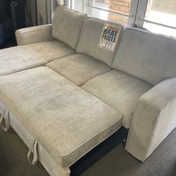 Sleeper Sofa! $799! Easy Financing! 🧡📱💙 