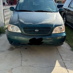 2003 KIA Sedona