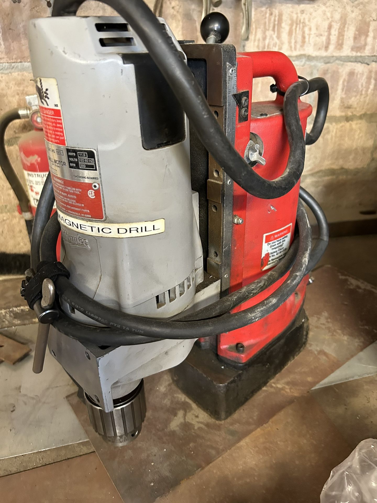 Electromagnetic Drill Milwaukee