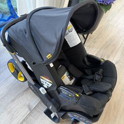 DOONA Car Seat Stroller All-in-one Wow Excellent And Ready! 