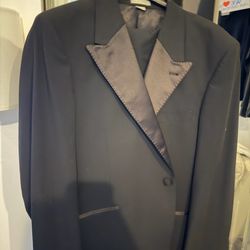 Men’s tuxedo size 46 regular