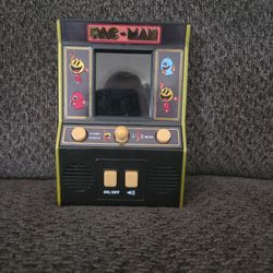 Mini pac man machine.
