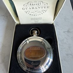 Dale y Brand St. Elmo Clock