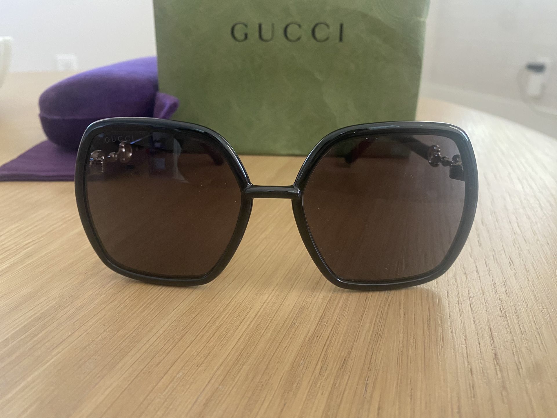 Gucci Sunglasses LIKE NEW