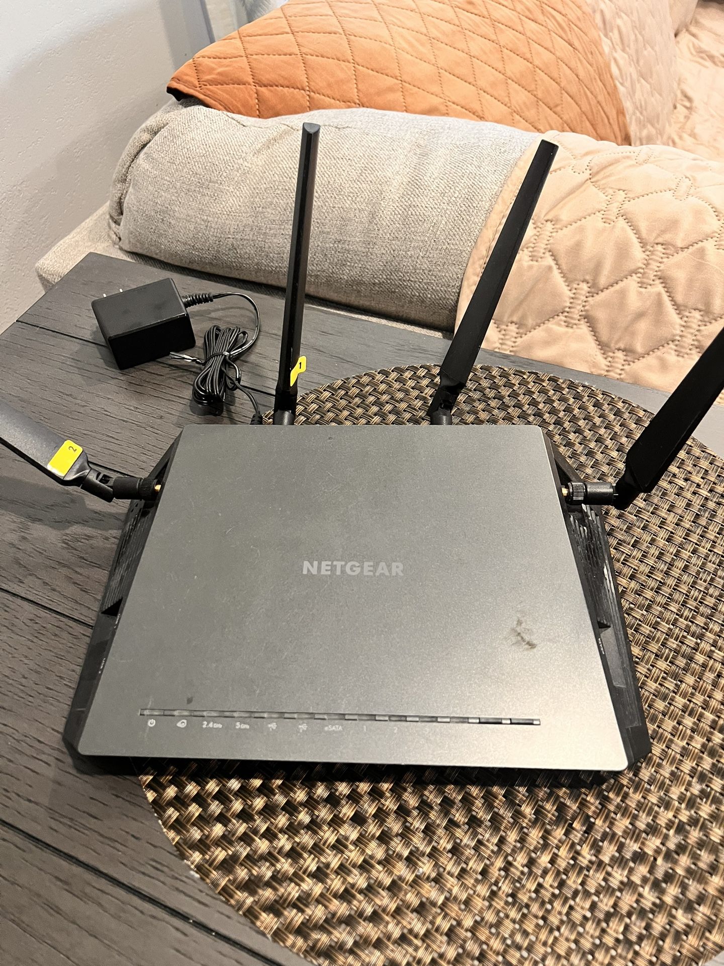 Wireless Wi-Fi Router