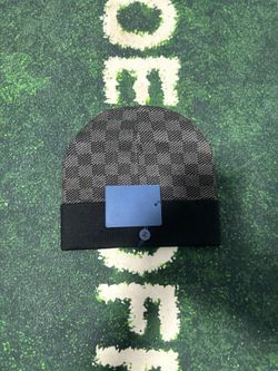 Black beanie for men and women