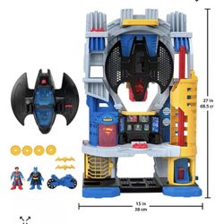 *NEW* Fisher-Price DC Super Friends Batman Toy, Headquarters 10 Pieces