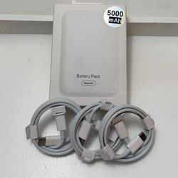 Magnetic 5000mAh Power Bank for iPhone 12 White Matte with USB-C Cable