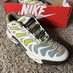 Nike Air Max Plus Drift Shoes