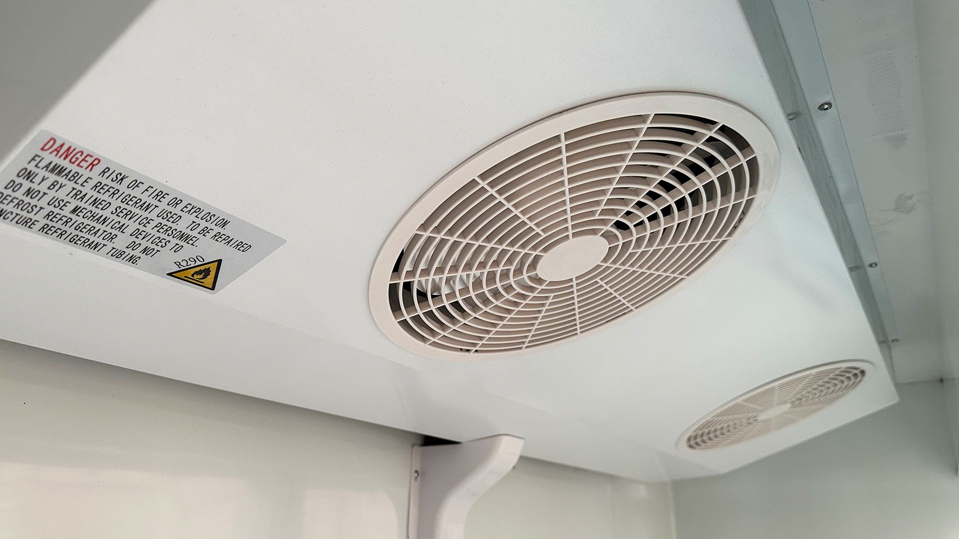 3 glass door Merchandiser Cooler Refrigerator NSF SG1.9L3