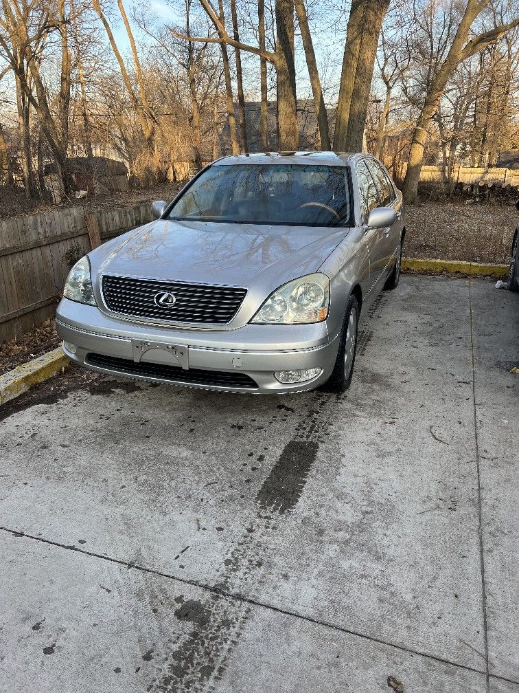 2002 Lexus LS 430