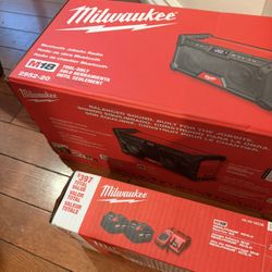Milwaukee M18 speaker And 2 Batteries