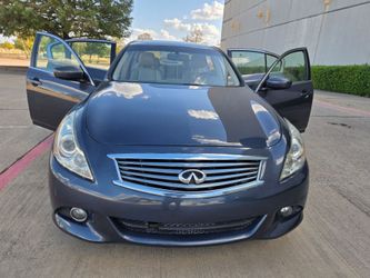 Infiniti G37x Sedan Blue