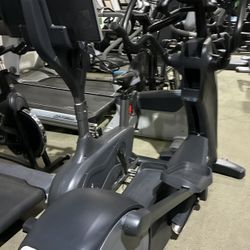 Precor EFX 833 commercial elliptical