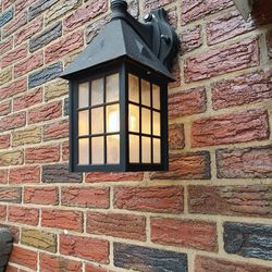 Outdoor Wall Light Fixture 