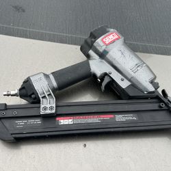 Pistola 15 G Senco