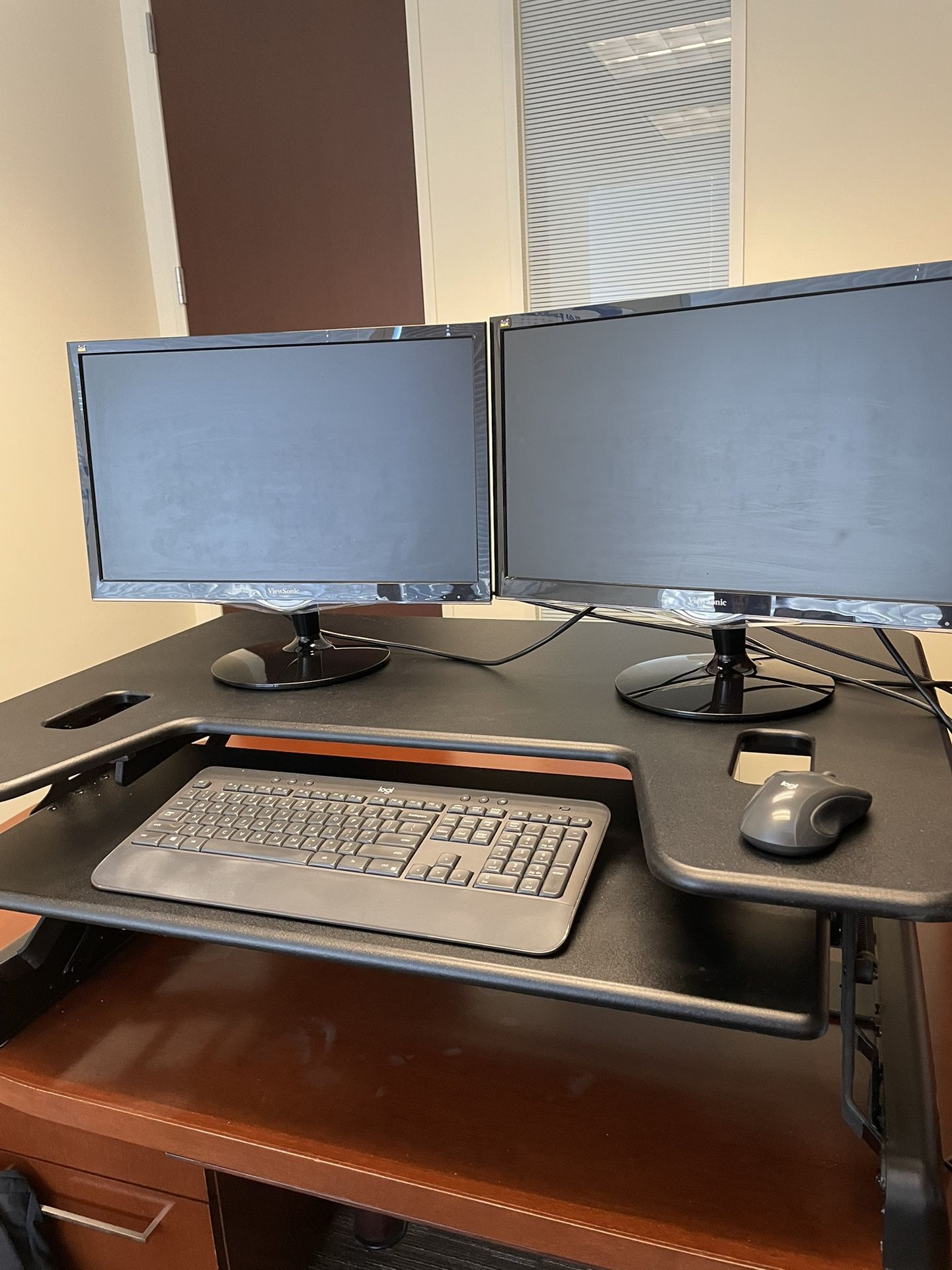 Varidesk Standup Desk -Exec 40