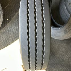215/75/17.5 Hankook