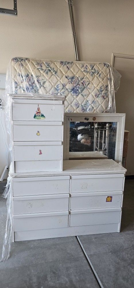Bedroom Set