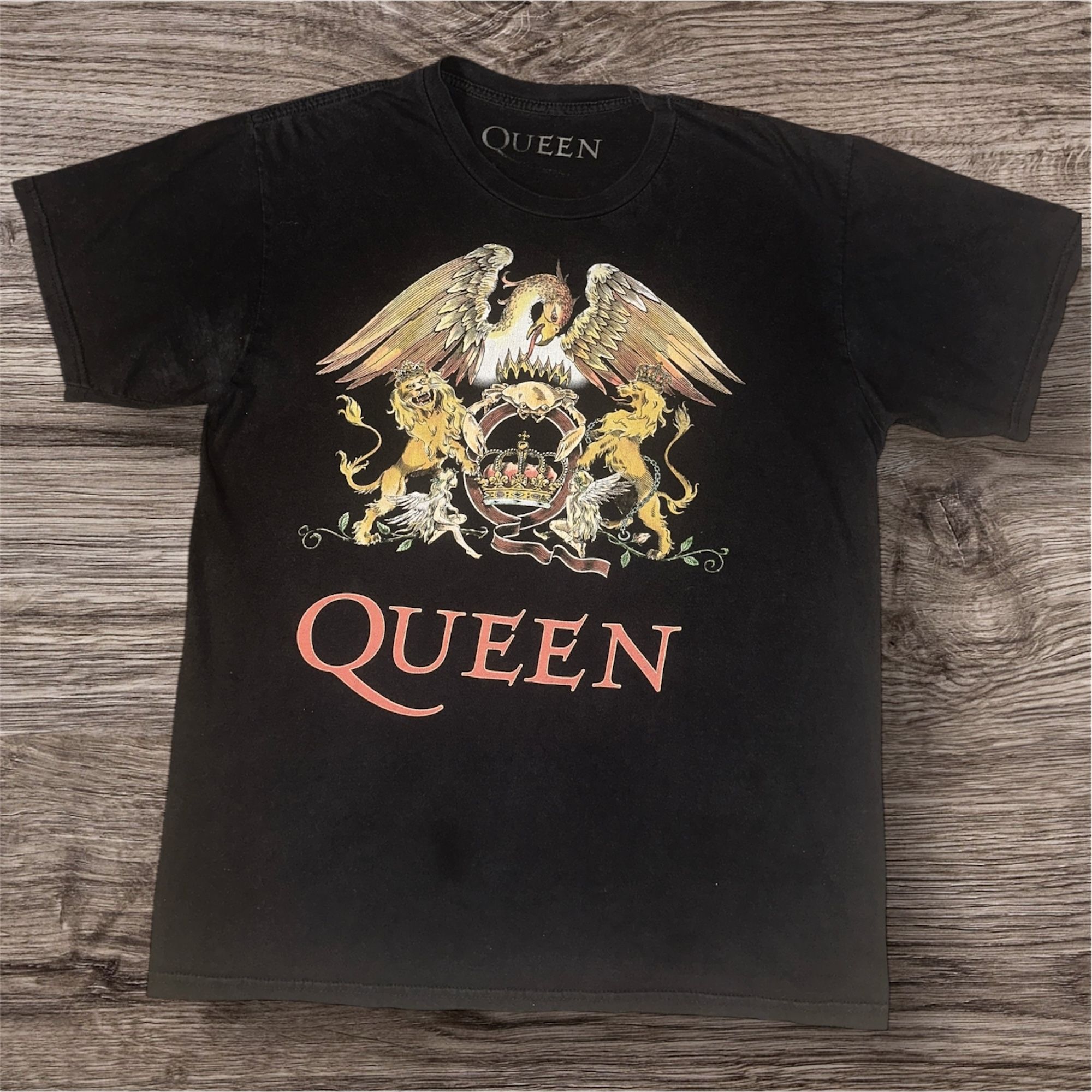 Vintage Queen Band T Shirt Size Med 2019 Bohemian Rhapsody Freddie Mercury Dragon Lion