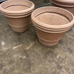 Plastic Pots