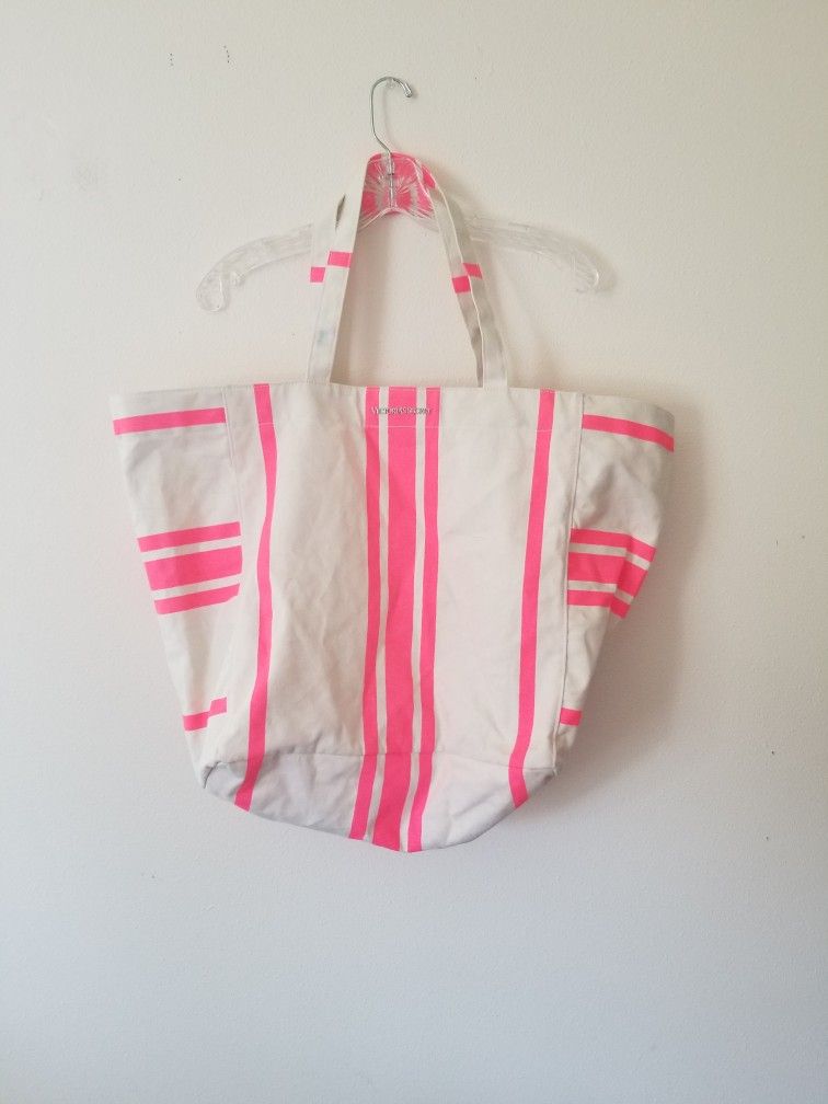Vs Pink Tote Bag