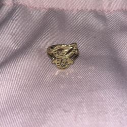 14k diamond Cut “C”Ring 