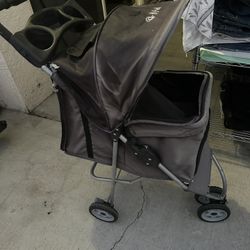 PET STROLLER