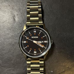 Nixon Sentry Dark Olive Green