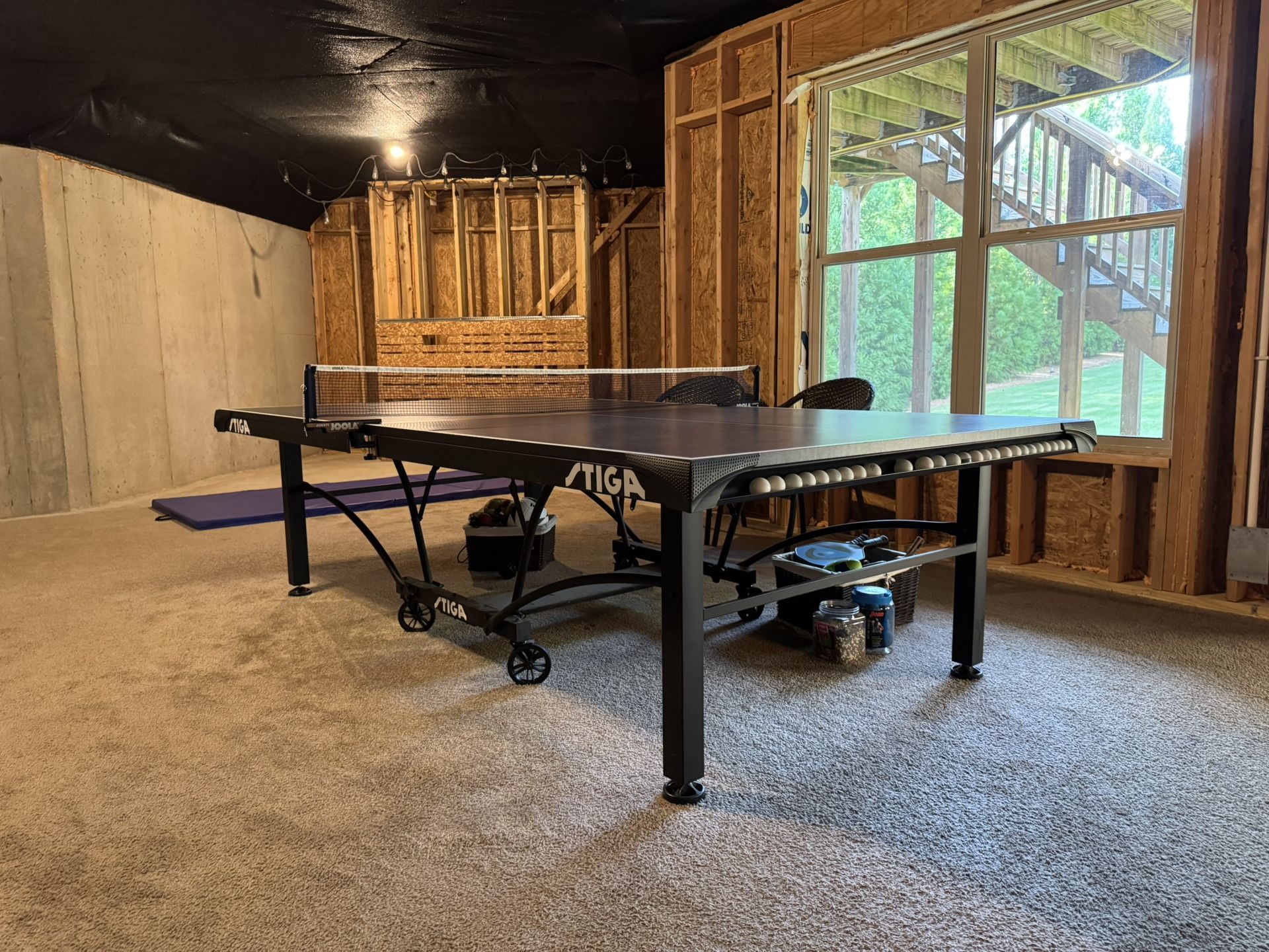 Moving Sale! Nice Ping Pong 🏓 Table $375! Great Condition!
