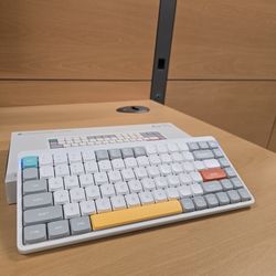 Nuphy Air 75 V2 with Official Case