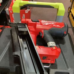 Milwaukee M18 Fuel Brushless 21º Framing Nailer (Tool-Only) $320