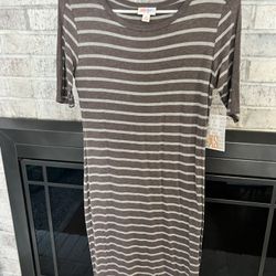 XS Lularoe Julia 